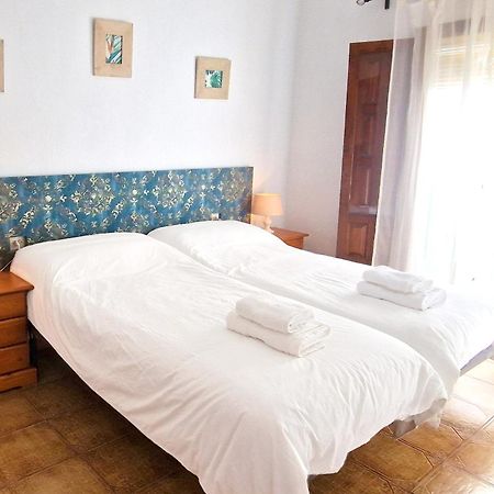 La Casa De Abuela Habitaciones Con Bano Compartido En El Casco Historico De Frigiliana "Solo Adultos" Номер фото
